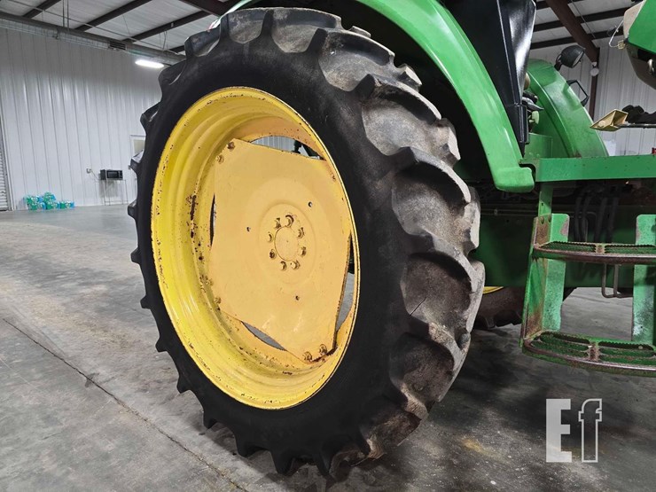 john-deere-6230-image-28