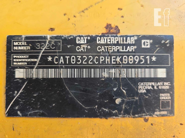 2005-caterpillar-322c-image-43