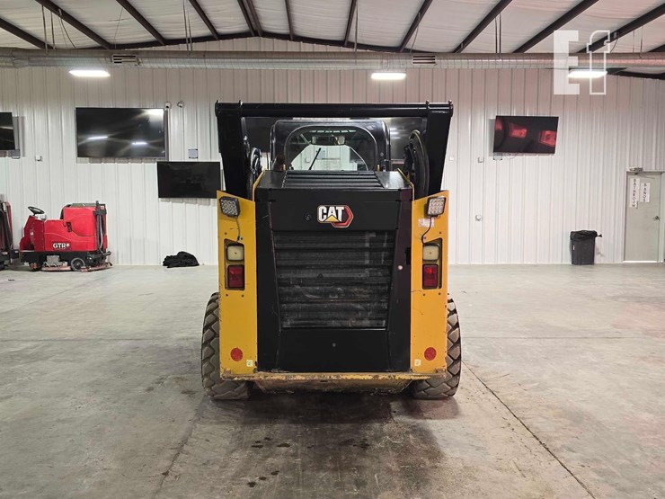 2020-caterpillar-262d3-image-8