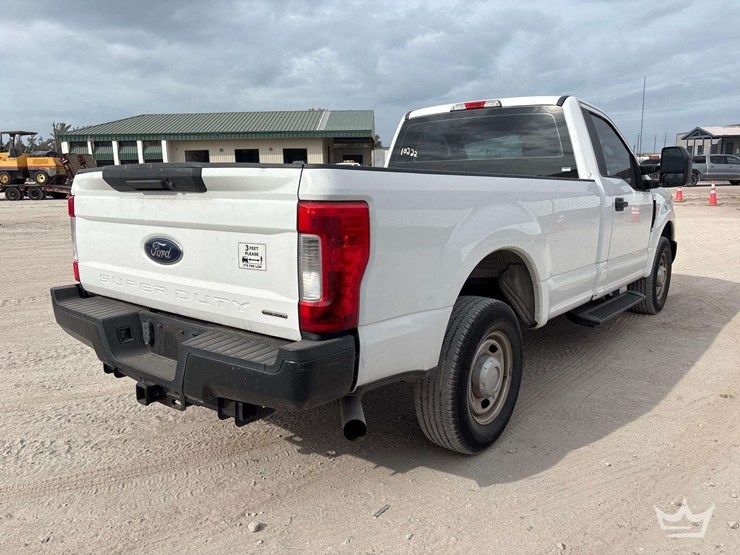 2017-ford-f250-image-3