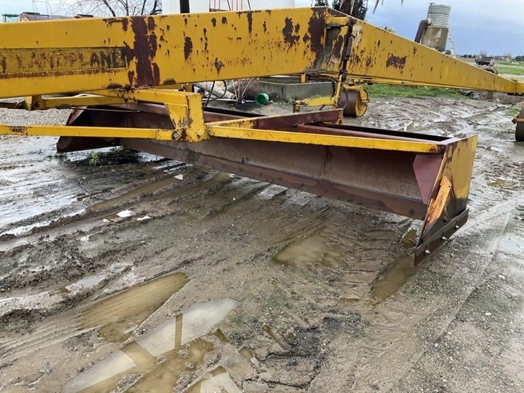 marvin-16'x30'-triplane-image-4