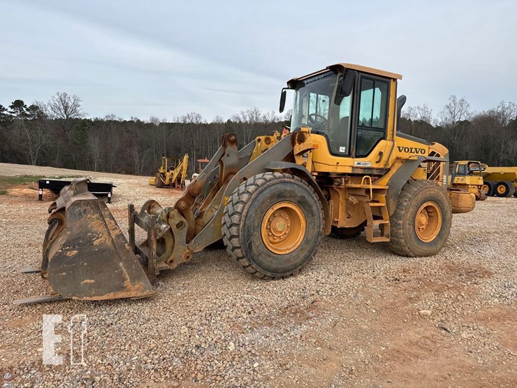 2011-volvo-l60f-image-1