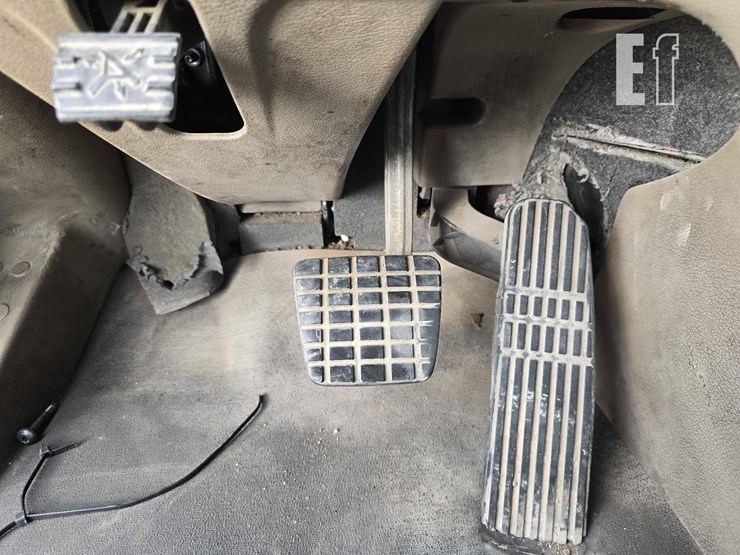 2018-freightliner-cascadia-113-image-25