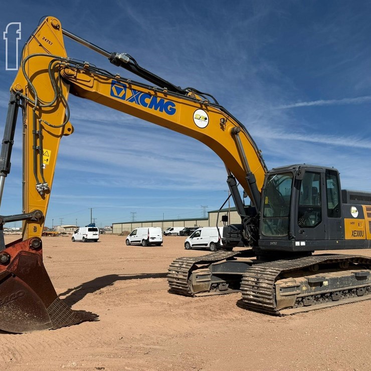 2022 XCMG XE300U