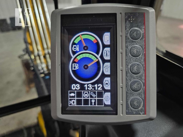 2021-caterpillar-303.5e2-cr-image-24