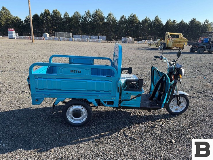 2025-ir-iret13-electric-tricycle-image-6