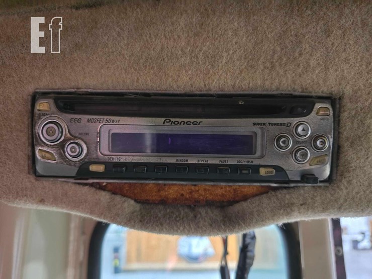 2001-caterpillar-140h-image-24