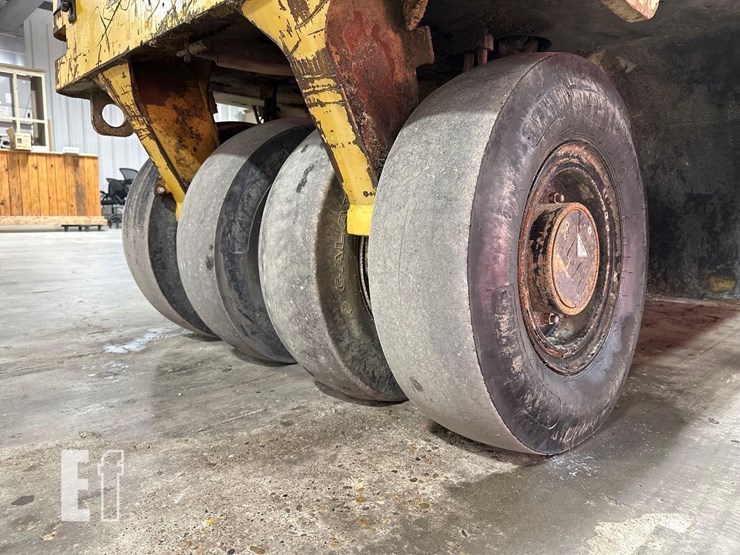 2010-caterpillar-ps-150c-image-22