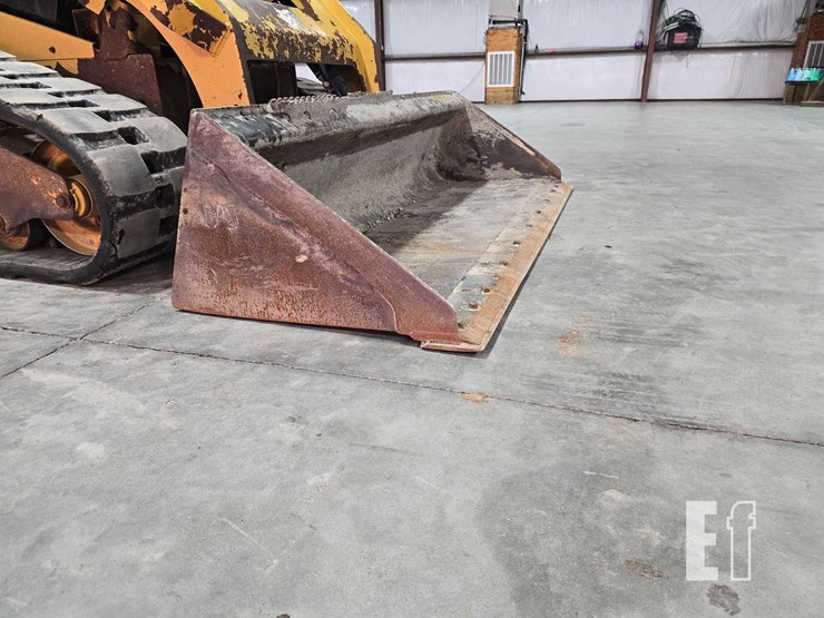 2014-caterpillar-299d-xhp-image-9