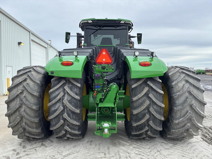 2024-john-deere-9r-590-image-5