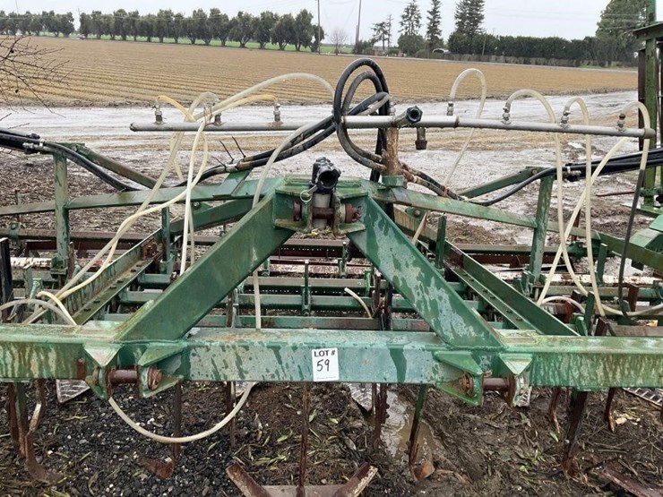 custom-3-pt-5-row-60"-fold-up-cultivator-image-12