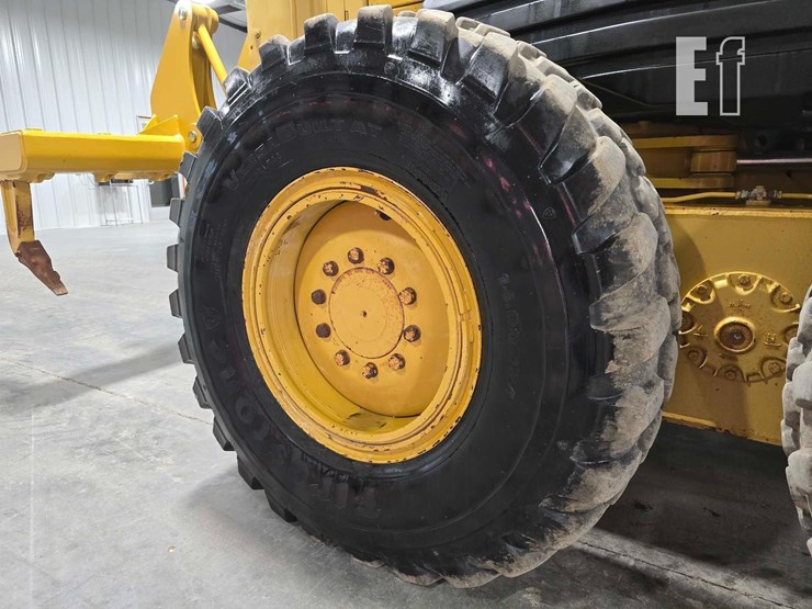 2007-caterpillar-140h-image-28