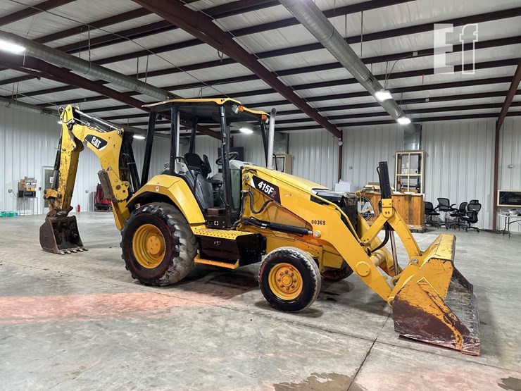 2016-caterpillar-415f2-image-2