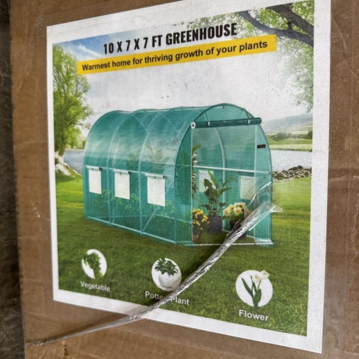 #157 • Vevor Green House - NIB - 10" x 7' x 7'