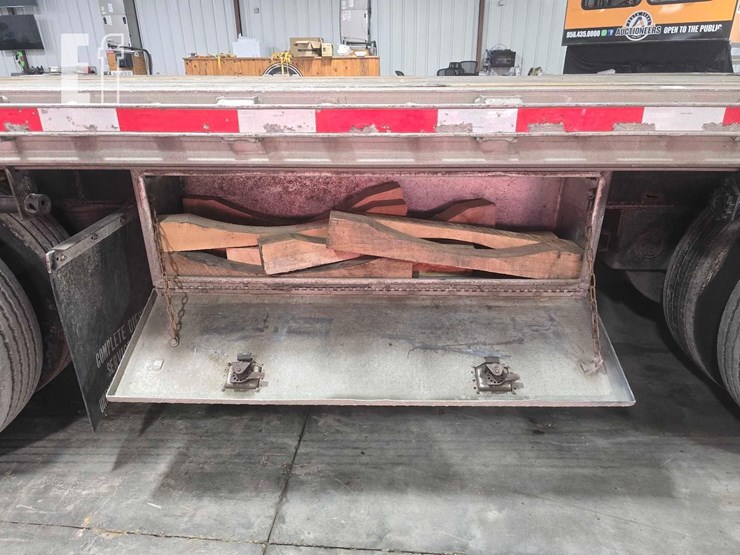 2000-east-53-ft-image-10