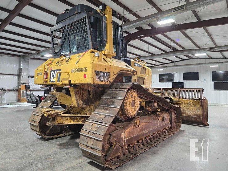 2016-caterpillar-d6n-lgp-image-3