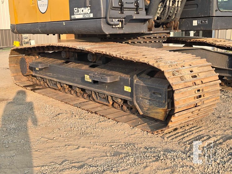 2022-xcmg-xe210u-image-24