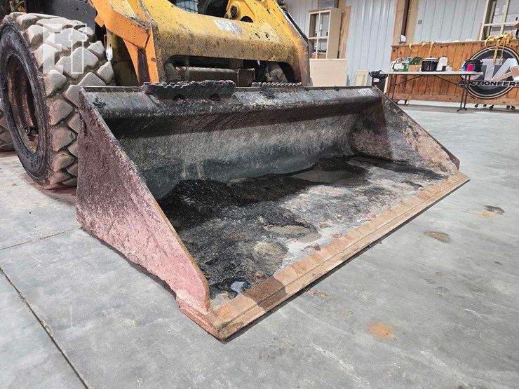 2020-caterpillar-262d3-image-10