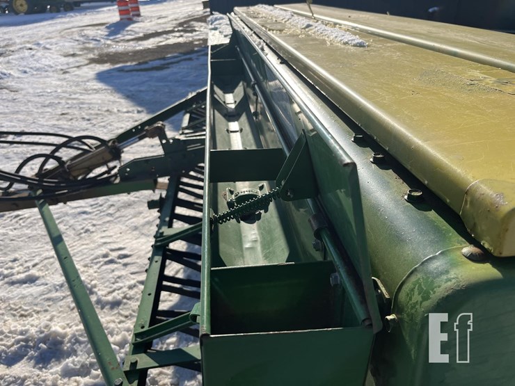 1989-john-deere-8300-image-13