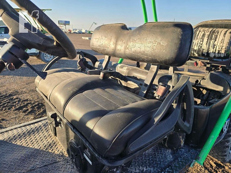 e-z-go-6-seater-golf-cart-9812-image-9