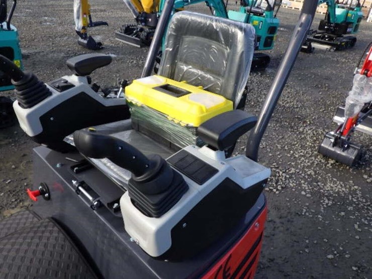 2025-cfg-mx15rx-hydraulic-excavator-image-24