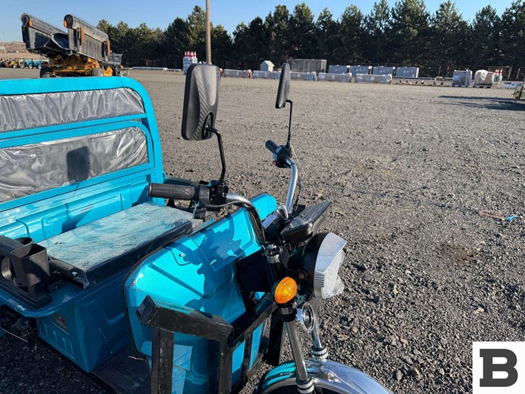 2025-ir-iret13-electric-tricycle-image-8