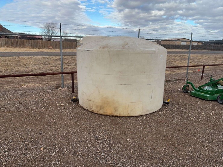 water-tank-stock-tank-image-1