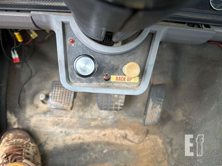 1998-ford-f700-image-15