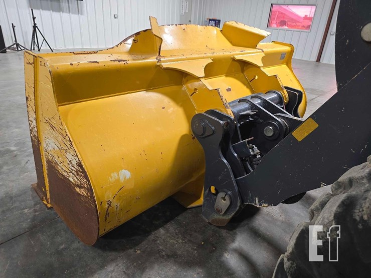 2022-deere-444-p-tier-image-12