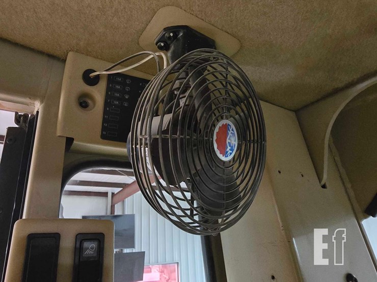 2006-caterpillar-140h-image-28