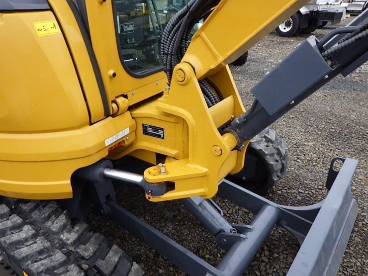 2022-xcmg-xe35u-image-16