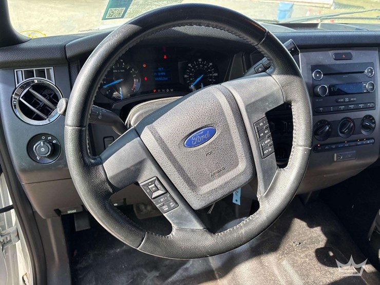 2017-ford-expedition-image-17