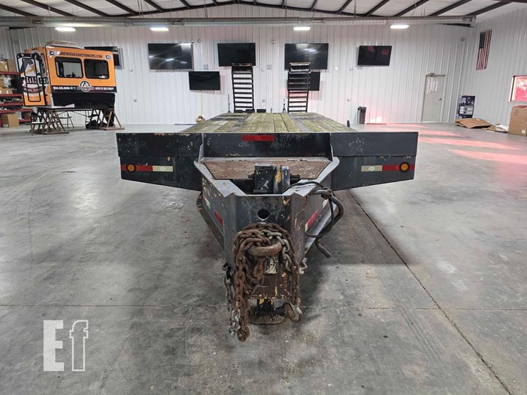 28-foot-tandem-dual-flatbed-trailer-image-7