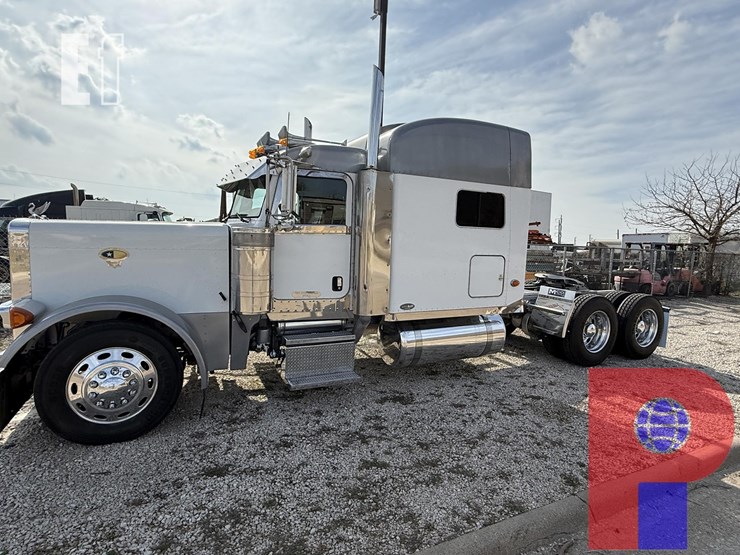 2006-peterbilt-379-image-1