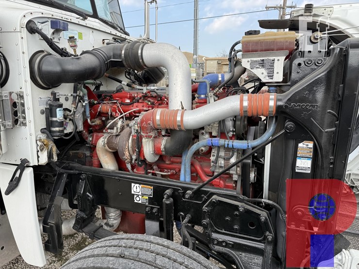 2014-peterbilt-388-image-20