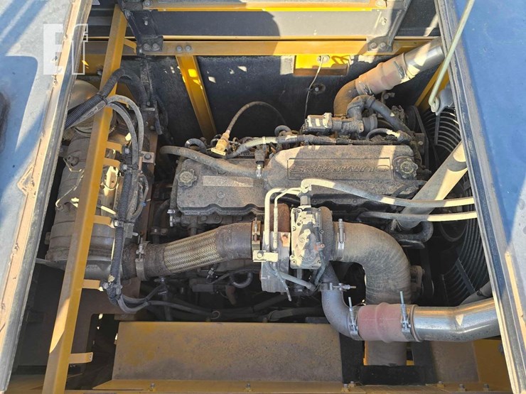 2022-xcmg-xe210u-image-31