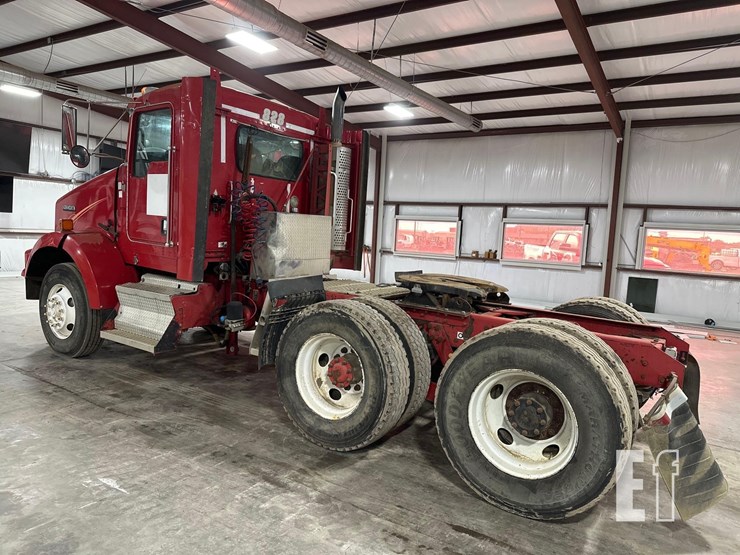 2006-kenworth-t800-image-3