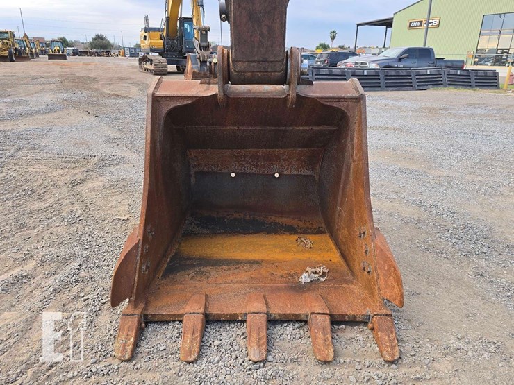 2022-xcmg-xe210u-image-11