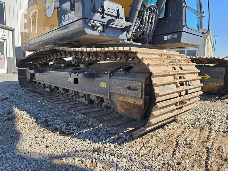 2022-xcmg-xe210u-image-25