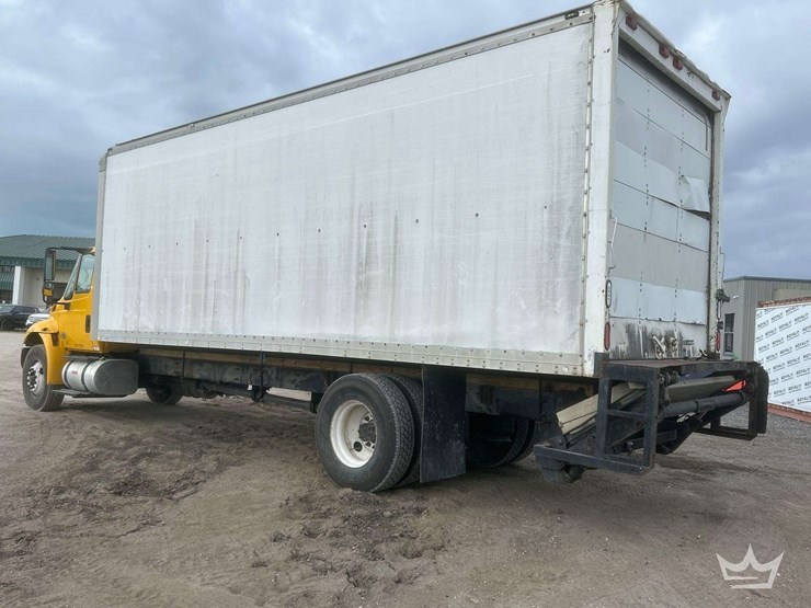 2019-international-durastar-4300-image-4