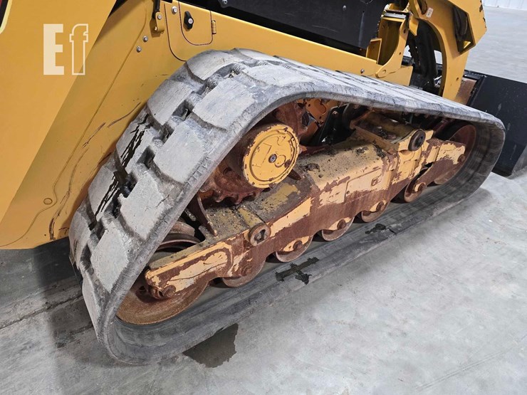 2020-caterpillar-289d3-image-23