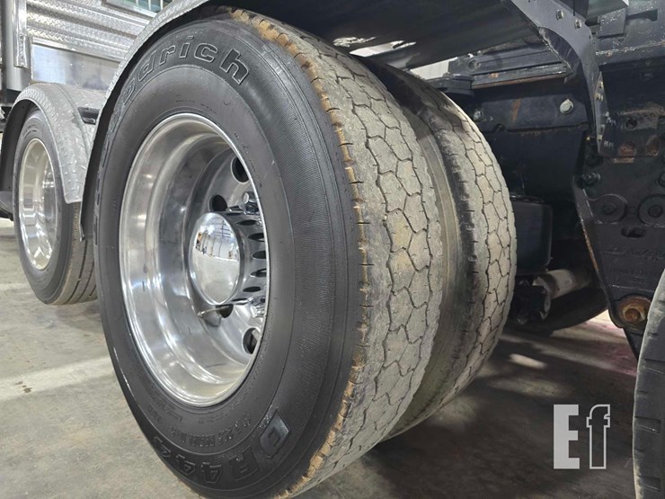 2004-international-paystar-5900-image-14