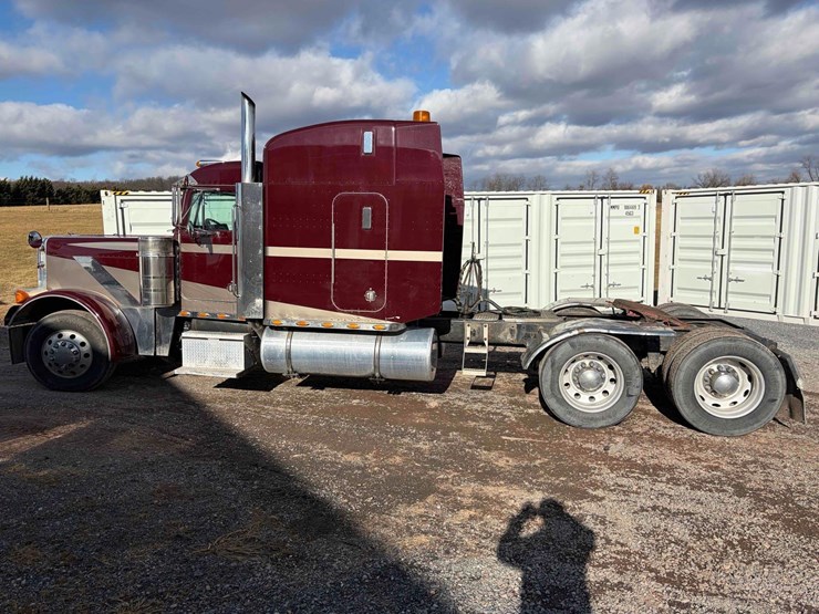 1999-peterbilt-379-image-6