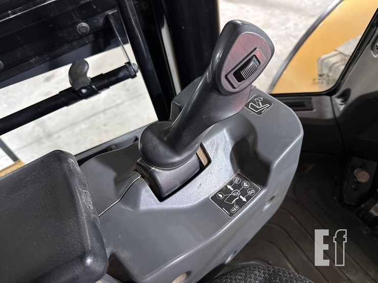 2019-caterpillar-962m-image-21