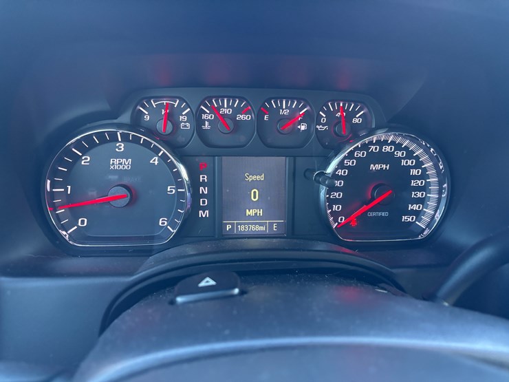 2015-chevrolet-tahoe-image-12