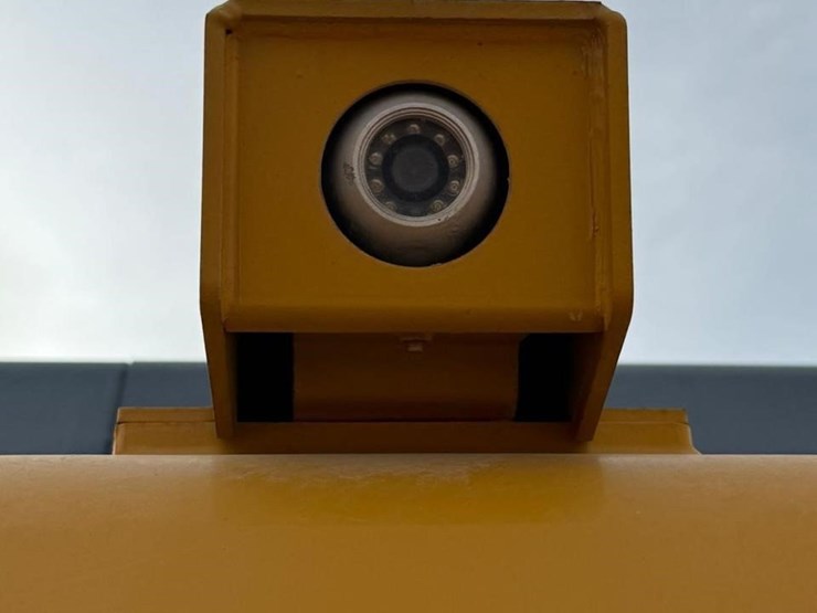 2022-xcmg-xe210u-image-9