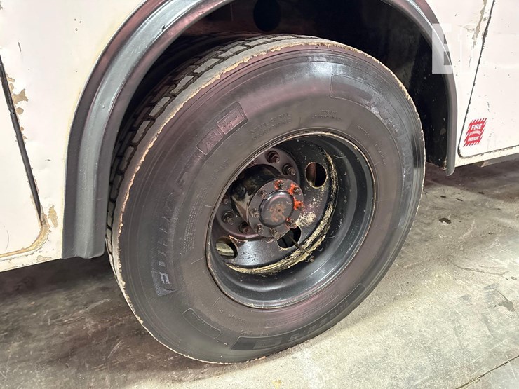 2015-kenworth-t370-image-34