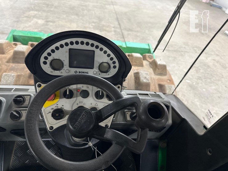 2016-bomag-bw177d-5-image-16