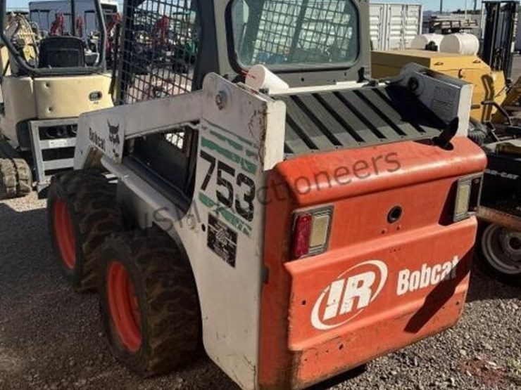 bobcat-753-image-2