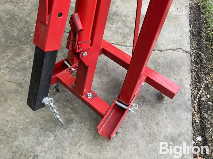 grand-rapids-industrial-product-2-ton-portable-folding-cherry-picker-image-14